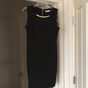 LBD with a touch of gold ✨